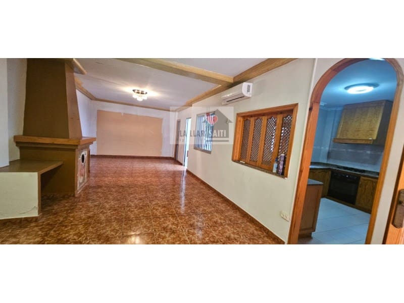 Casa de 2 habitaciones en Novelé / Novetlè en venta - 93.000 € (Ref: 9677405)