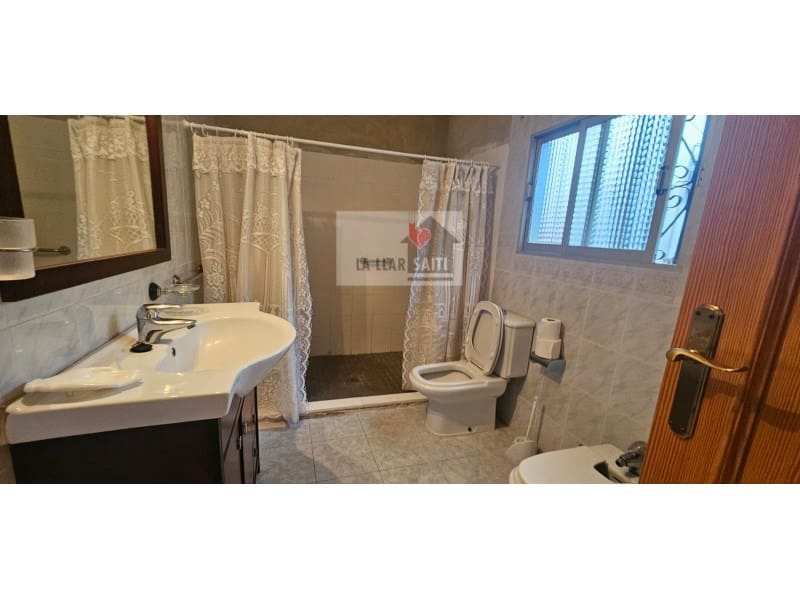 Casa de 2 habitaciones en Novelé / Novetlè en venta - 93.000 € (Ref: 9677405)