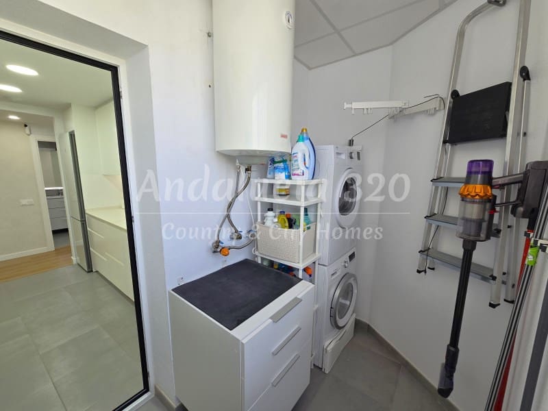 2 bedroom Apartment for rent in Rincon de la Victoria with pool garage - € 1,400 (Ref: 10061711)