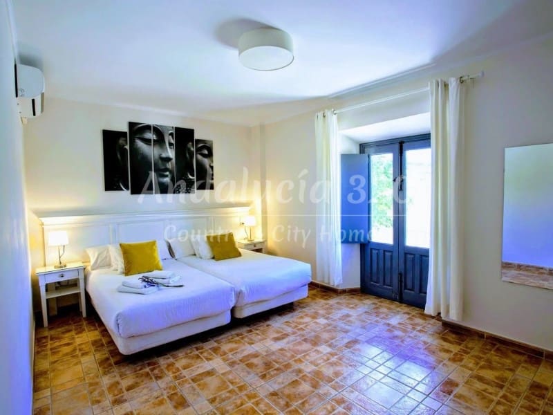 15 Zimmer Finca/Landgut zu verkaufen in Ronda - 1.575.000 € (Ref: 10098191)