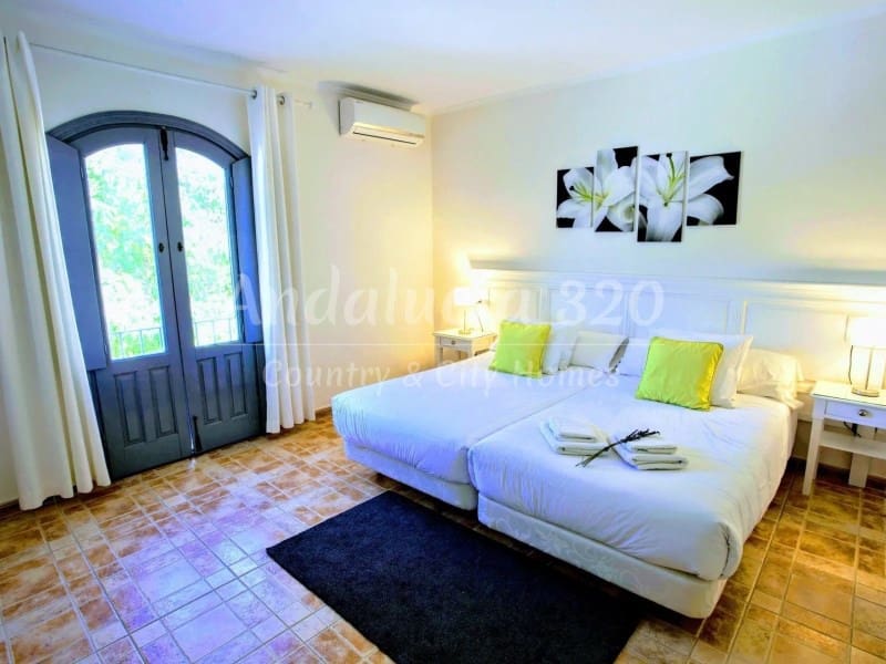 15 Zimmer Finca/Landgut zu verkaufen in Ronda - 1.575.000 € (Ref: 10098191)