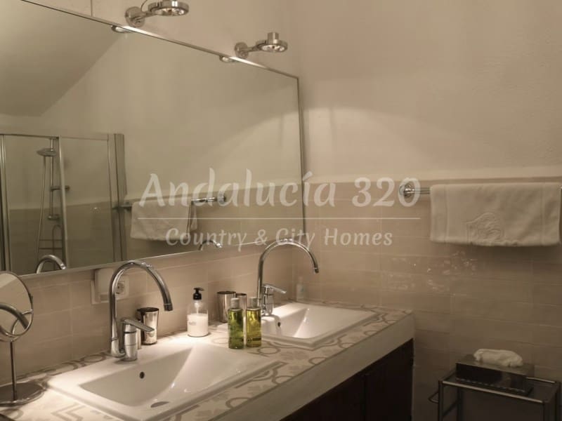 5 camera da letto Finca/Casa di Campagna in vendita in Arenas con piscina - 695.000 € (Rif: 10132698)