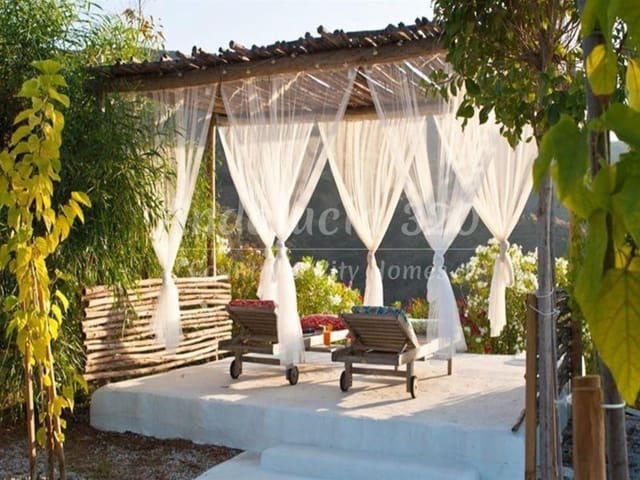 5 camera da letto Finca/Casa di Campagna in vendita in Arenas con piscina - 695.000 € (Rif: 10132698)