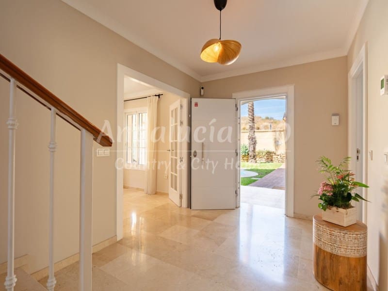 4 soverom Villa til salgs i Mijas Golf med svømmebasseng - € 848 000 (Ref: 10173825)