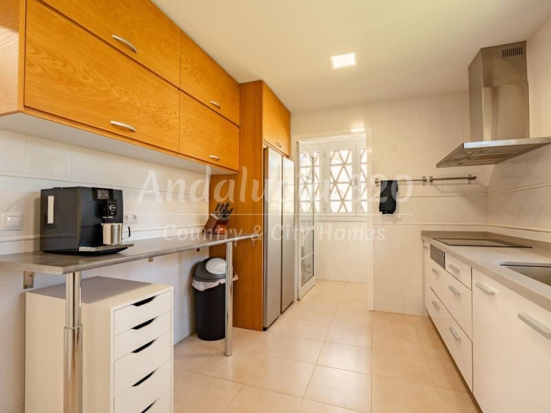 4 soverom Villa til salgs i Mijas Golf med svømmebasseng - € 848 000 (Ref: 10173825)