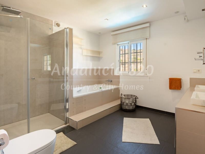 4 soverom Villa til salgs i Mijas Golf med svømmebasseng - € 848 000 (Ref: 10173825)