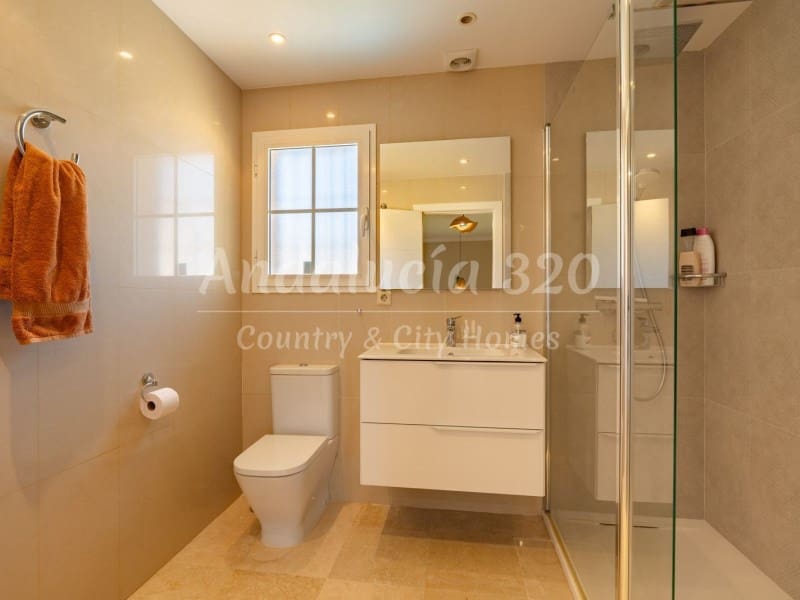 4 soverom Villa til salgs i Mijas Golf med svømmebasseng - € 848 000 (Ref: 10173825)