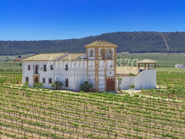 3 soveværelse Finca/Landehus til salg i Málaga by - € 320.000 (Ref: 8619307)