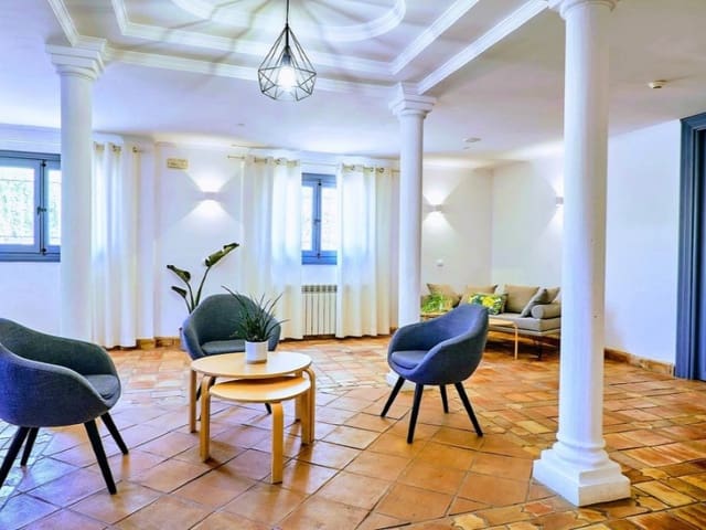 15 chambre Finca/Maison de Campagne à vendre à Ronda - 1 850 000 € (Ref: 8619313)