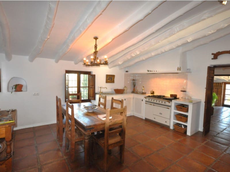 4 slaapkamer Finca/Landhuis te koop in Alcaucin - € 1.295.000 (Ref: 8619328)