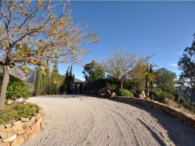 4 bedroom Finca/Country House for sale in Alcaucín - € 1,295,000 (Ref: 8619328)