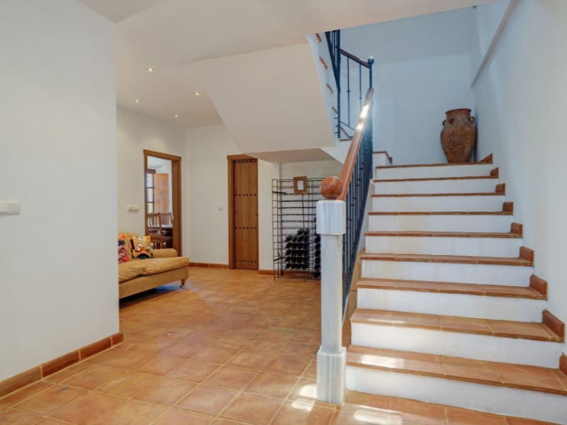 5 soveværelse Finca/Landehus til salg i Antequera - € 1.680.000 (Ref: 8619346)