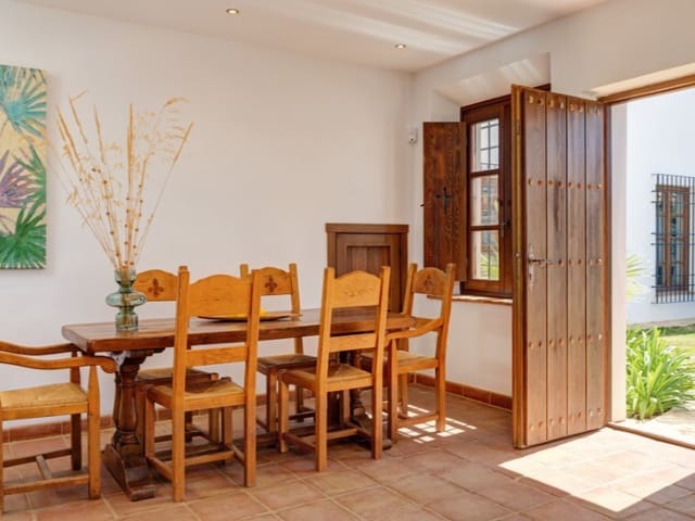 5 soveværelse Finca/Landehus til salg i Antequera - € 1.680.000 (Ref: 8619346)