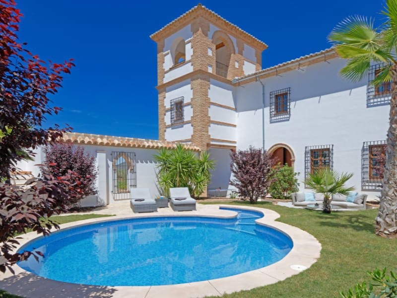 5 soveværelse Finca/Landehus til salg i Antequera - € 1.680.000 (Ref: 8619346)