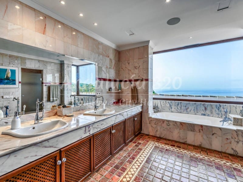 7 soveværelse Finca/Landehus til salg i Marbella med swimmingpool - € 7.975.000 (Ref: 8867062)