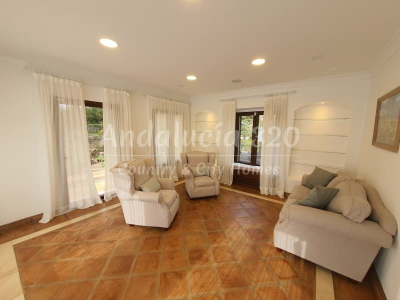 7 soveværelse Finca/Landehus til salg i Marbella med swimmingpool - € 7.975.000 (Ref: 8867062)