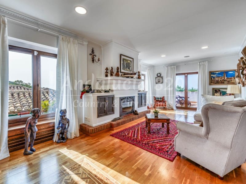 7 soveværelse Finca/Landehus til salg i Marbella med swimmingpool - € 7.975.000 (Ref: 8867062)