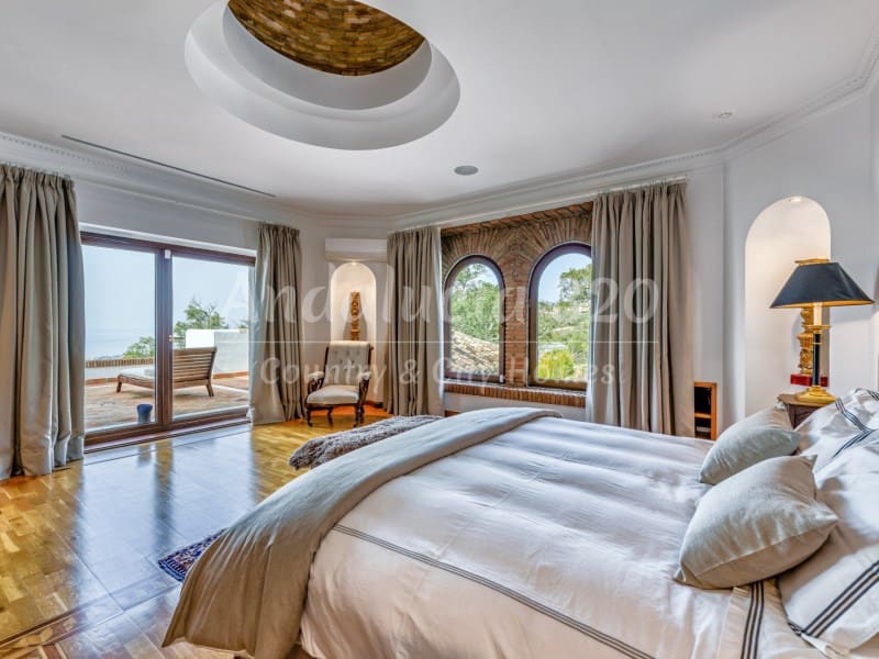 7 soveværelse Finca/Landehus til salg i Marbella med swimmingpool - € 7.975.000 (Ref: 8867062)