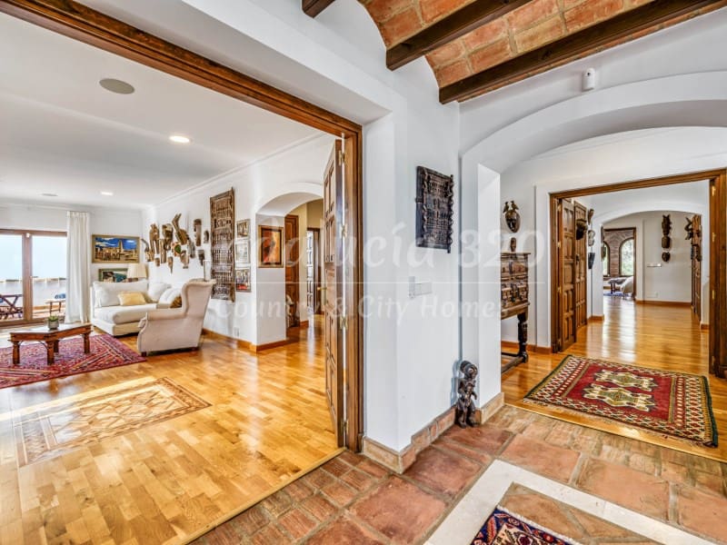 7 soveværelse Finca/Landehus til salg i Marbella med swimmingpool - € 7.975.000 (Ref: 8867062)