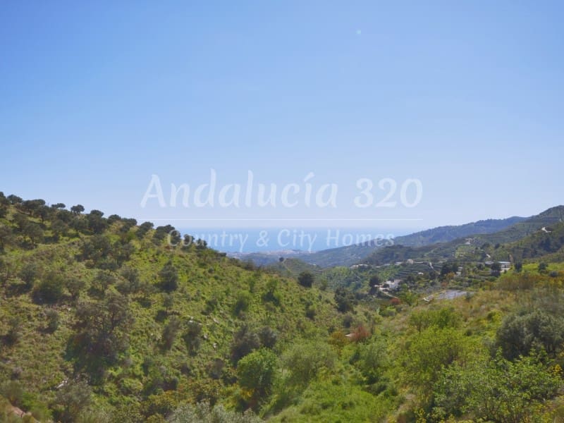 6 soveværelse Finca/Landehus til salg i Almunecar med swimmingpool garage - € 700.000 (Ref: 8900626)