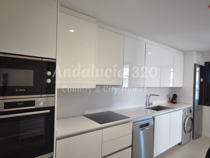 2 camera da letto Appartamento da affittare in Malaga citta con piscina garage - 2.000 € (Rif: 9285555)