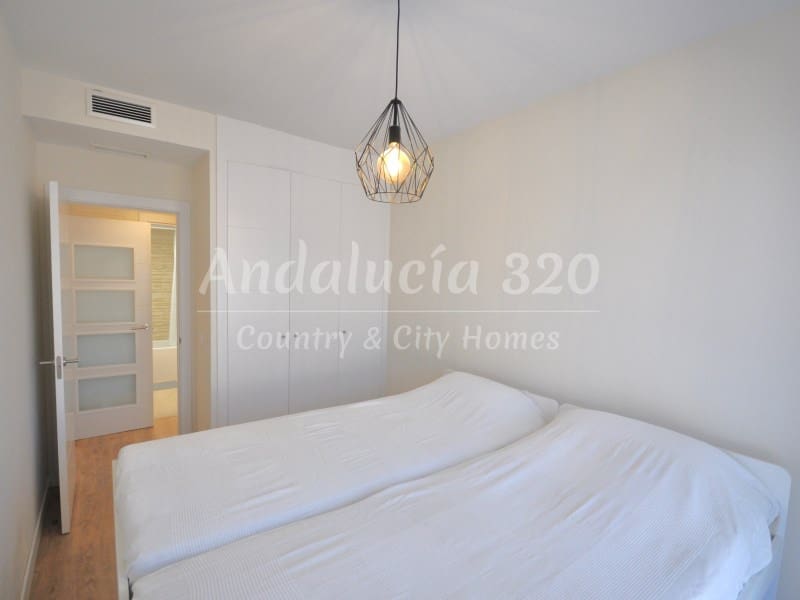 2 camera da letto Appartamento da affittare in Malaga citta con piscina garage - 2.000 € (Rif: 9285555)