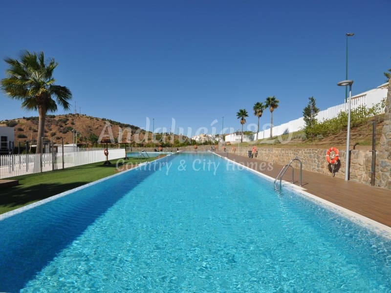 2 camera da letto Appartamento da affittare in Malaga citta con piscina garage - 2.000 € (Rif: 9285555)