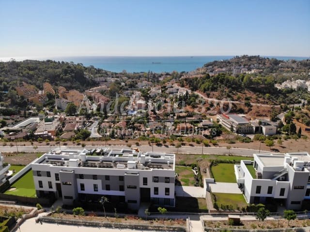 2 bedroom Apartment for rent in Málaga city with pool garage - € 2,000 (Ref: 9285555)