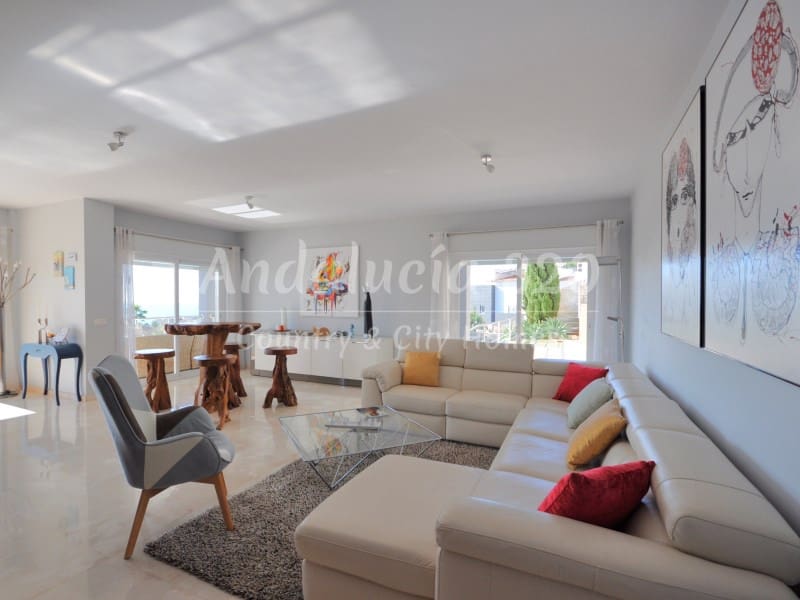 6 chambre Villa/Maison à vendre à Malaga ville avec piscine garage - 1 745 000 € (Ref: 9423899)