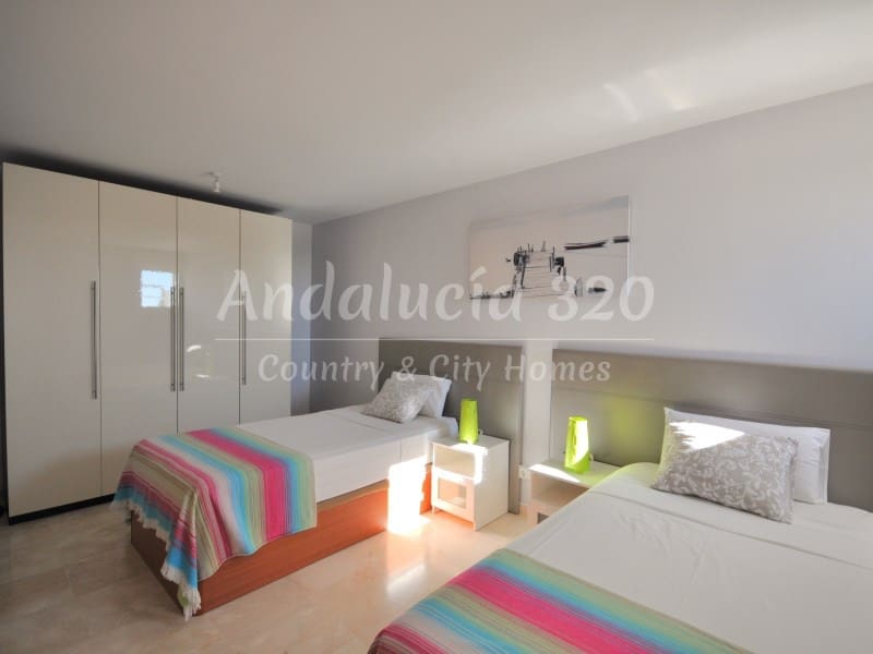 6 chambre Villa/Maison à vendre à Malaga ville avec piscine garage - 1 745 000 € (Ref: 9423899)