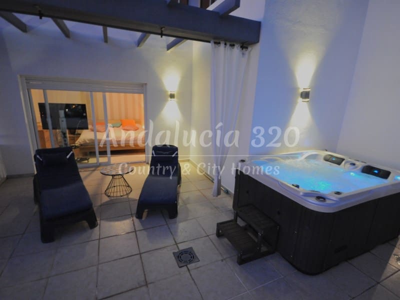 6 chambre Villa/Maison à vendre à Malaga ville avec piscine garage - 1 745 000 € (Ref: 9423899)