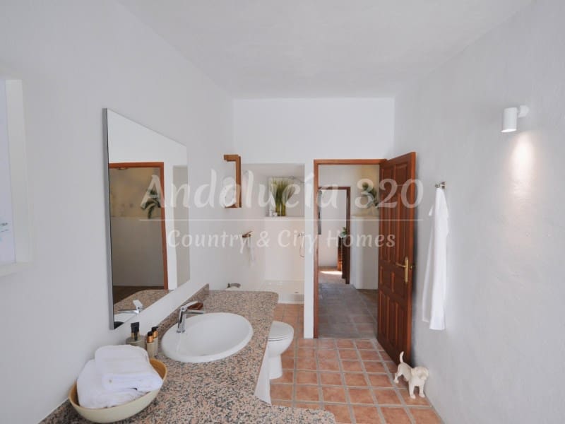 6 chambre Finca/Maison de Campagne à vendre à Almunecar avec piscine garage - 795 000 € (Ref: 9451095)