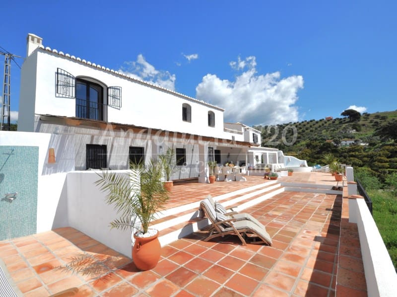 6 chambre Finca/Maison de Campagne à vendre à Almunecar avec piscine garage - 795 000 € (Ref: 9451095)