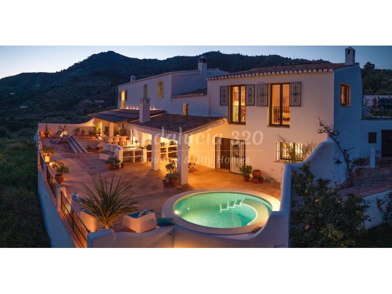6 chambre Finca/Maison de Campagne à vendre à Almunecar avec piscine garage - 795 000 € (Ref: 9451095)