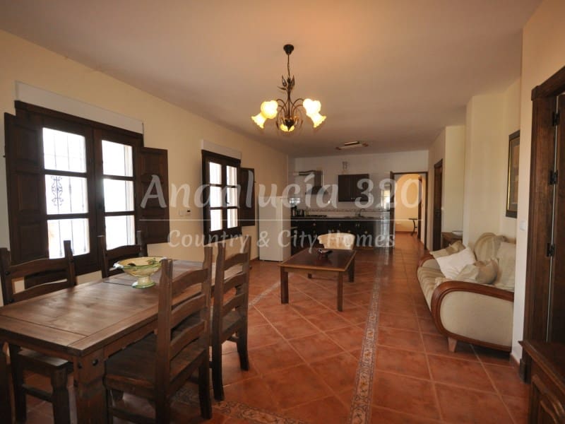 9 bedroom Finca/Country House for sale in Montefrio with pool garage - € 295,000 (Ref: 9489688)