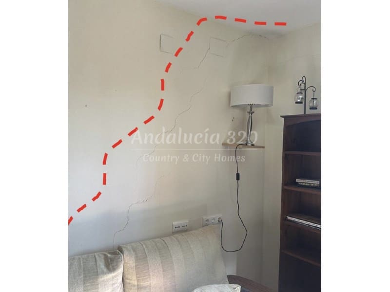 9 bedroom Finca/Country House for sale in Montefrio with pool garage - € 295,000 (Ref: 9489688)