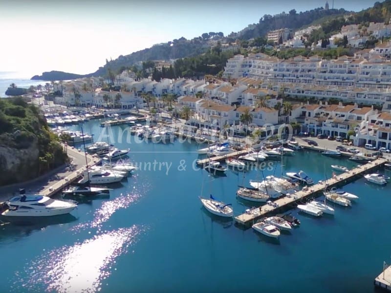 6 soveværelse Finca/Landehus til salg i Almunecar med swimmingpool garage - € 795.000 (Ref: 9602640)