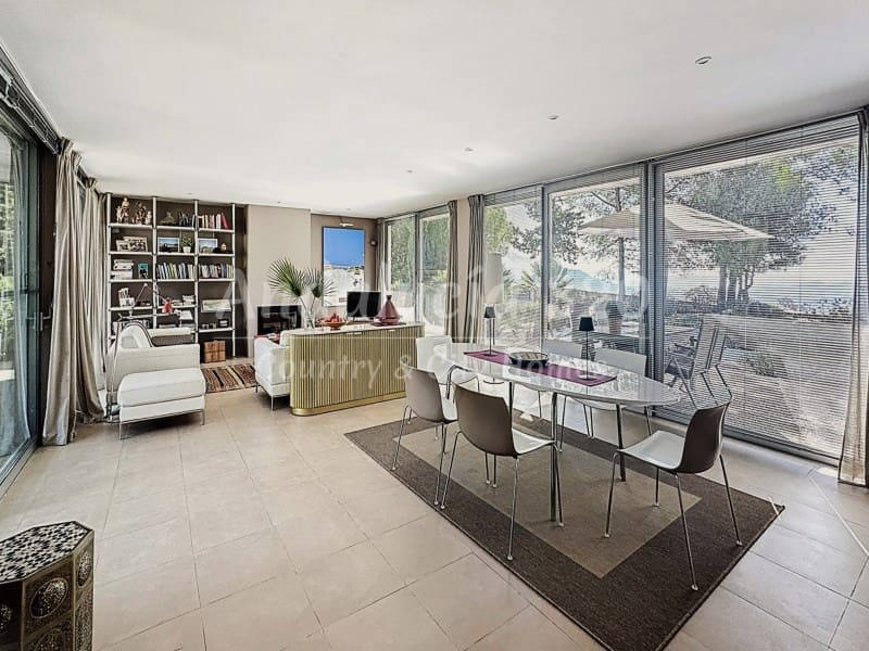 Finca/Casa Rural de 6 habitaciones en Riogordo en venta con piscina - 1.200.000 € (Ref: 9721557)