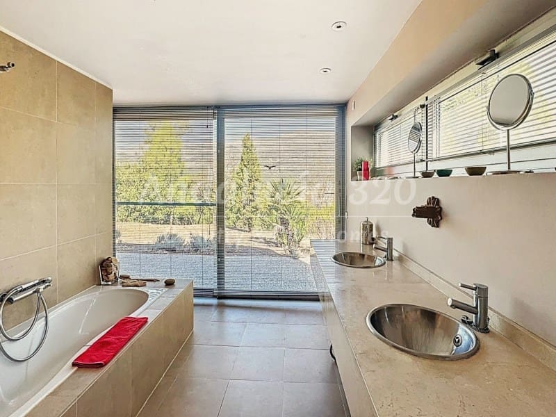 Finca/Casa Rural de 6 habitaciones en Riogordo en venta con piscina - 1.200.000 € (Ref: 9721557)