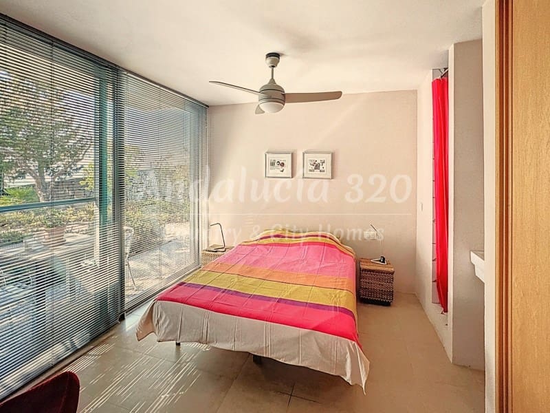 Finca/Casa Rural de 6 habitaciones en Riogordo en venta con piscina - 1.200.000 € (Ref: 9721557)