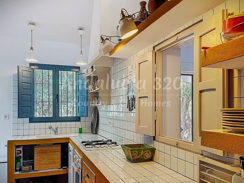 Finca/Casa Rural de 6 habitaciones en Riogordo en venta con piscina - 1.200.000 € (Ref: 9721557)