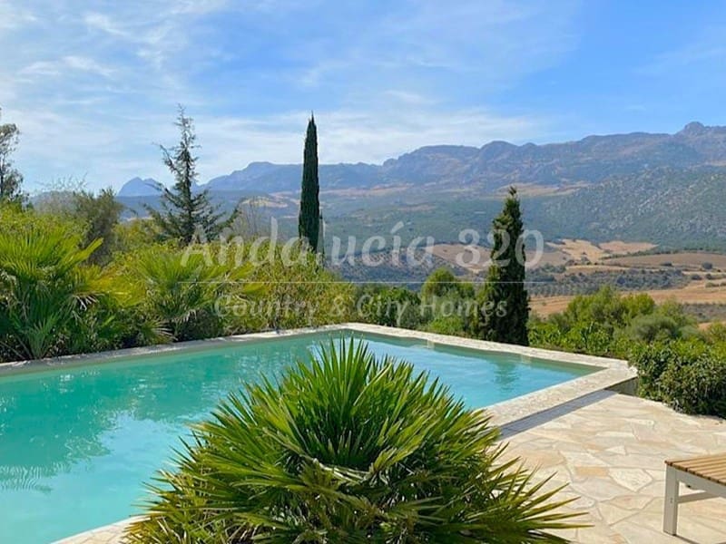 Finca/Casa Rural de 6 habitaciones en Riogordo en venta con piscina - 1.200.000 € (Ref: 9721557)