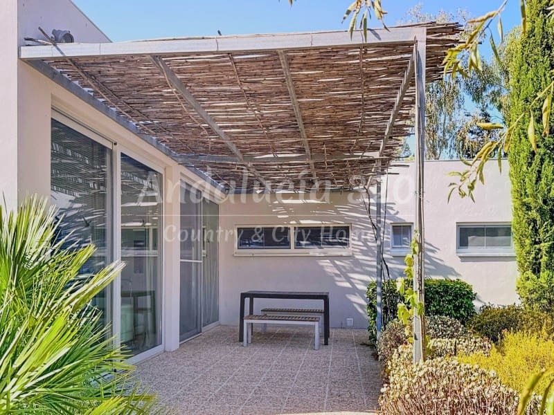 Finca/Casa Rural de 6 habitaciones en Riogordo en venta con piscina - 1.200.000 € (Ref: 9721557)