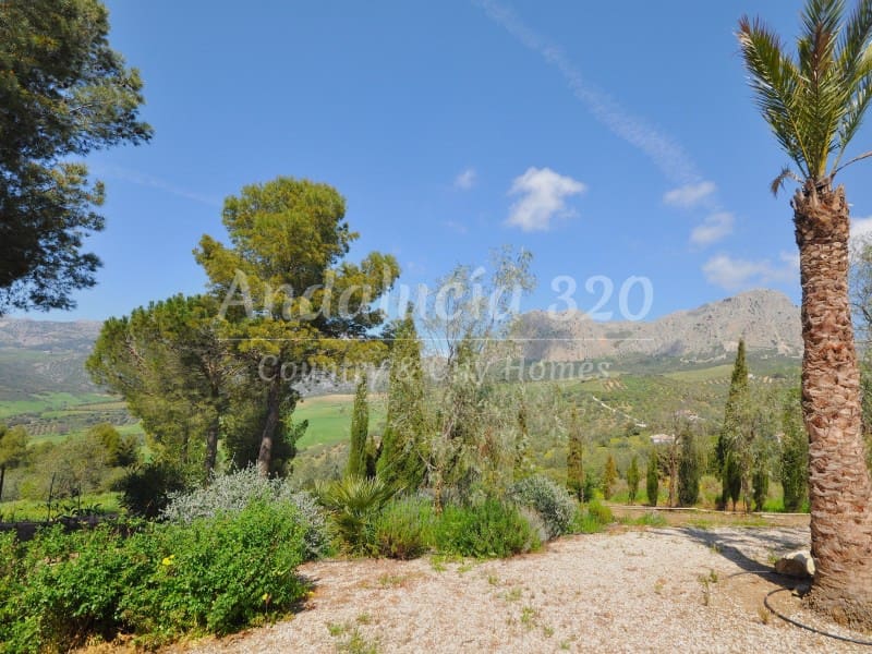 Finca/Casa Rural de 6 habitaciones en Riogordo en venta con piscina - 1.200.000 € (Ref: 9721557)
