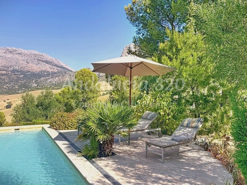 Finca/Casa Rural de 6 habitaciones en Riogordo en venta con piscina - 1.200.000 € (Ref: 9721557)