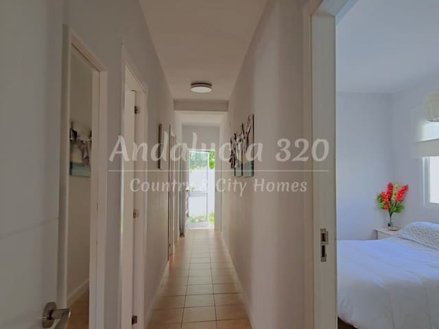 4 Zimmer Villa zu vermieten in Rincón de la Victoria mit Pool Garage - 1.900 € (Ref: 9755561)