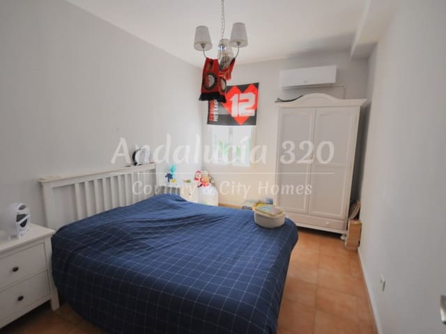 4 Zimmer Villa zu vermieten in Rincón de la Victoria mit Pool Garage - 1.900 € (Ref: 9755561)