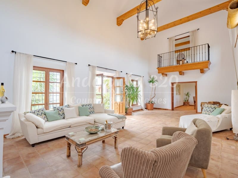 6 bedroom Finca/Country House for sale in Antequera with pool - € 1,180,000 (Ref: 9826602)