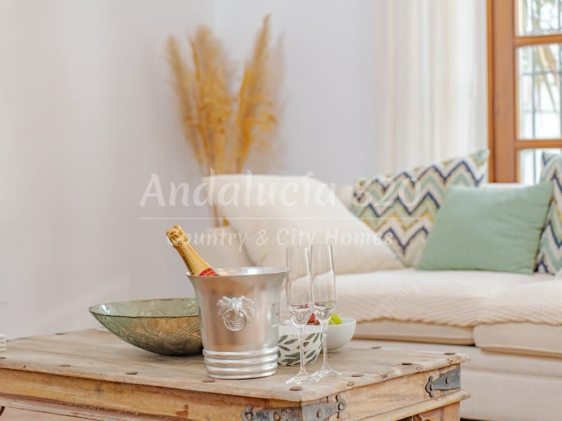 6 bedroom Finca/Country House for sale in Antequera with pool - € 1,180,000 (Ref: 9826602)