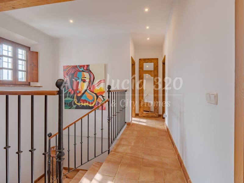 6 bedroom Finca/Country House for sale in Antequera with pool - € 1,180,000 (Ref: 9826602)